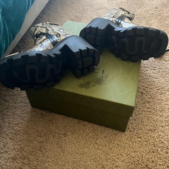 Gucci Interlocking G python print 85mm Boots - Picture 3 of 4